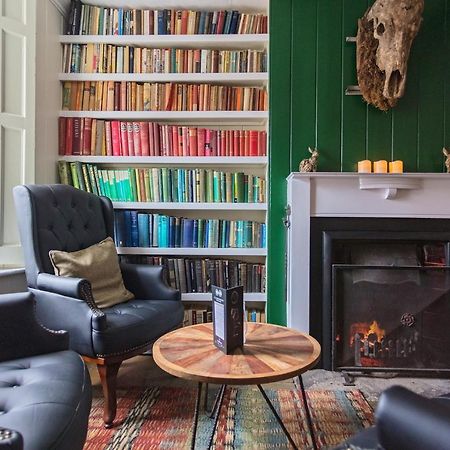The Black Lion Hotel Little Walsingham Esterno foto