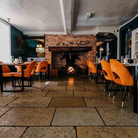 The Black Lion Hotel Little Walsingham Esterno foto