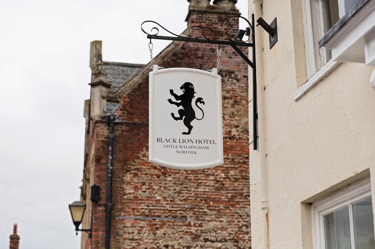 The Black Lion Hotel Little Walsingham Esterno foto
