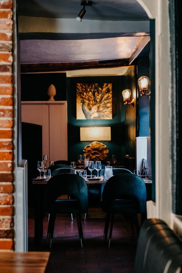 The Black Lion Hotel Little Walsingham Esterno foto